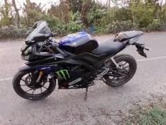 Yamaha R15 V3
